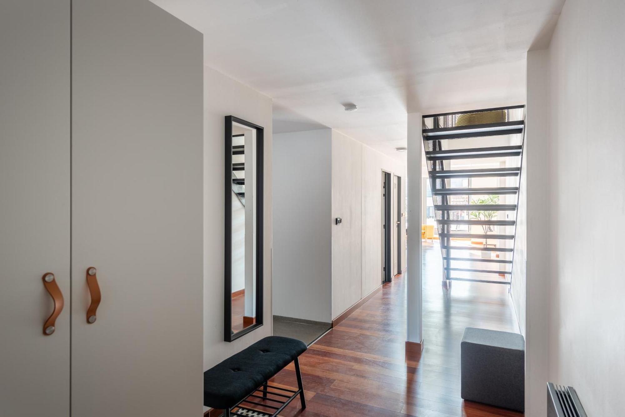 Apartamento With Large Balcony, Parking