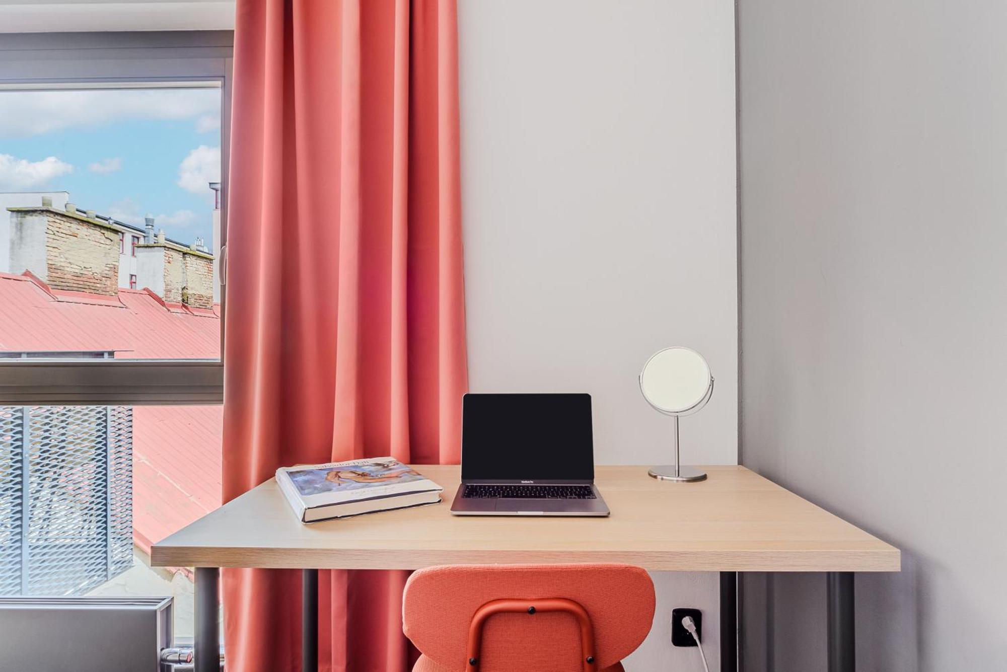 Apartamento With Large Balcony, Parking *